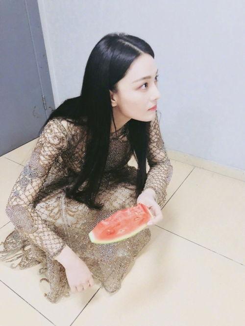 宋铁吃瓜,揭秘娱乐圈背后的那些事儿