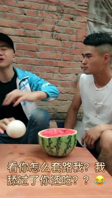 吃瓜无聊搞笑视频,笑料横生！吃瓜群众解锁搞笑视频新境界