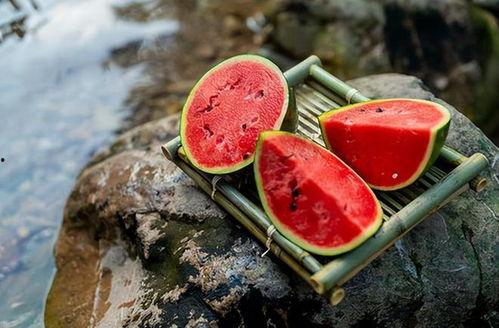 吃瓜 诗句,吃瓜群众眼中的诗意人生