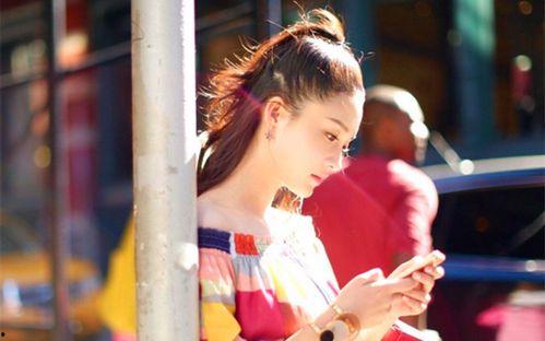 吃瓜少女佛系吃瓜视频,轻松解读热门视频